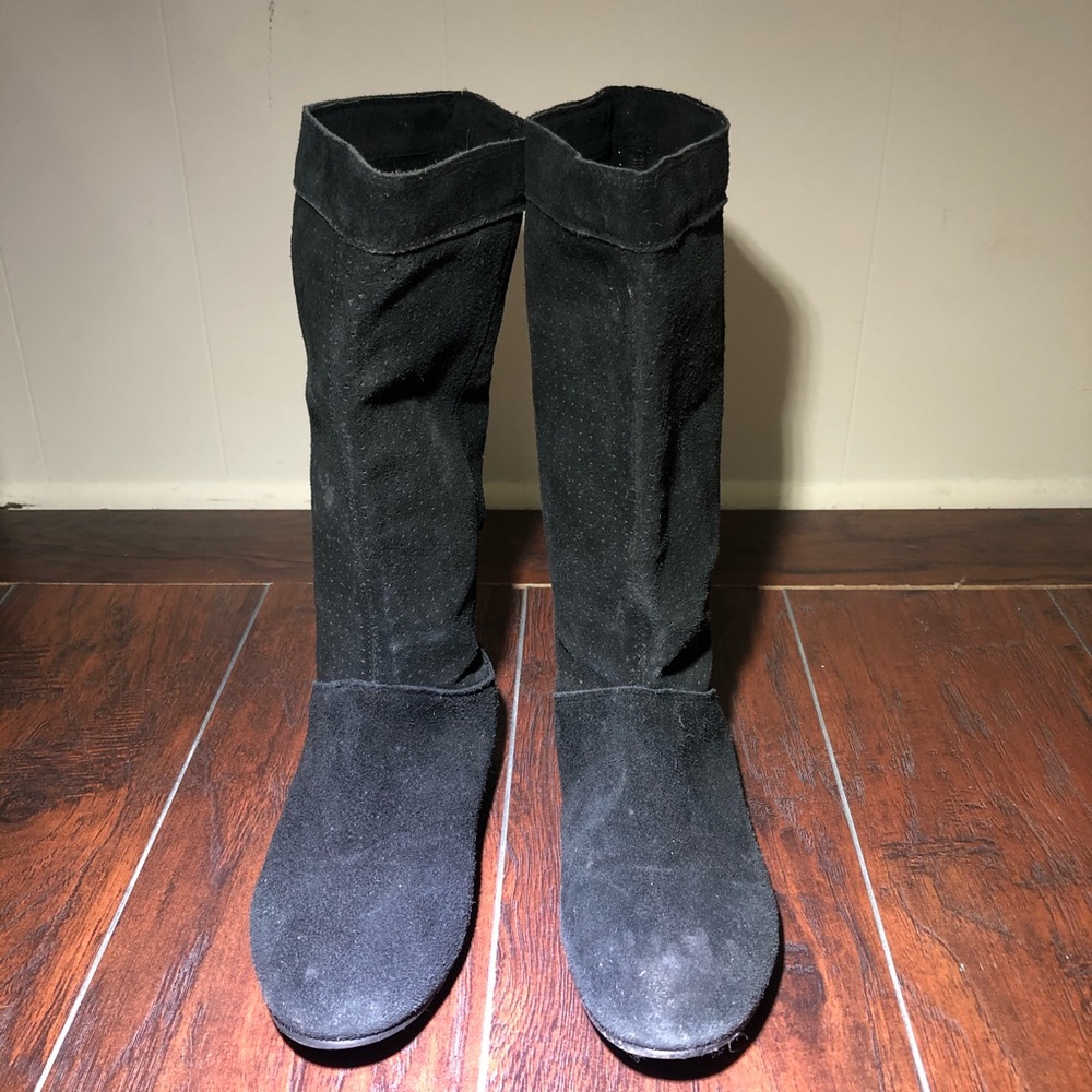 Black Boots